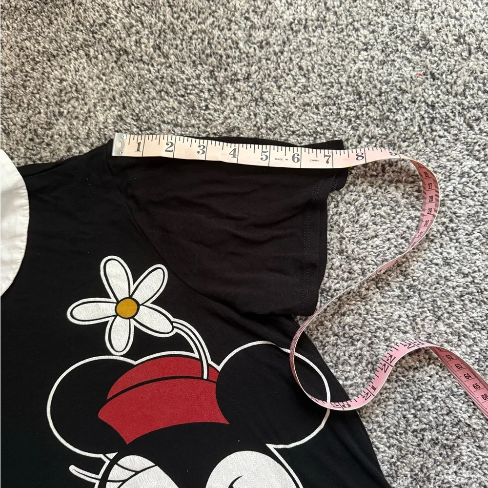 Disney Minnie Mouse Key-hole Back Peter Pan Collared Blouse